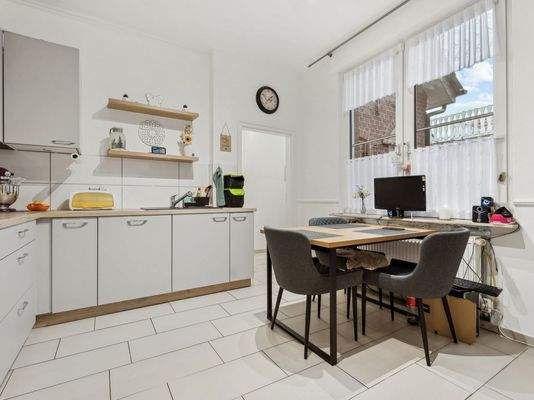 Küche Hauptwohnung EG