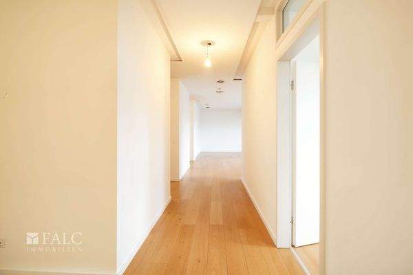 Und zurück ins Herz der Wohnung