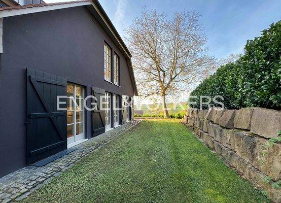 Hausansicht Richtung Garten