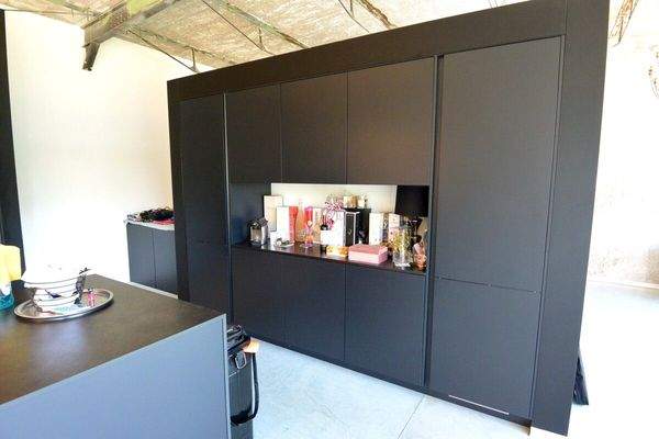 18  Maßgefertigte Küche