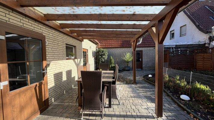 überdachte Terrasse