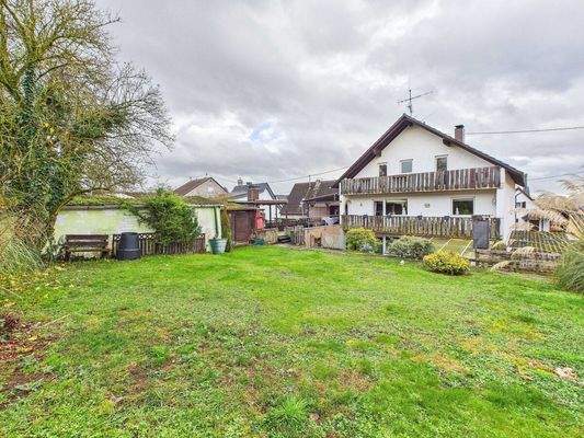 Attraktives Mehrfamilienhaus in VK-Röchlinghöhe