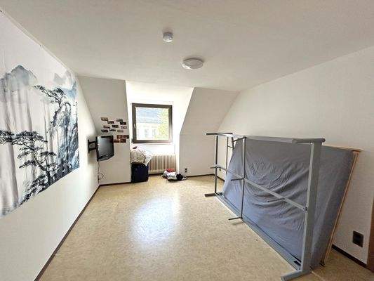 DG Wohnung Schlafzimmer