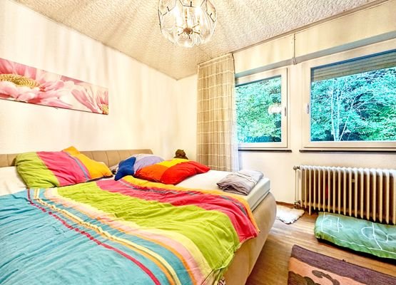 Schlafzimmer 1