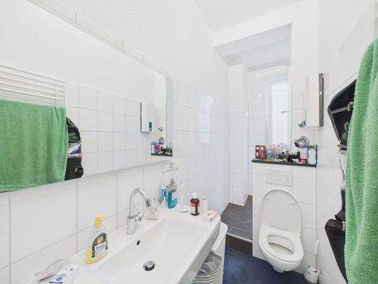 CAM01223G0-PR0168-STILL037