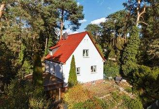 Massives Einfamilienhaus
