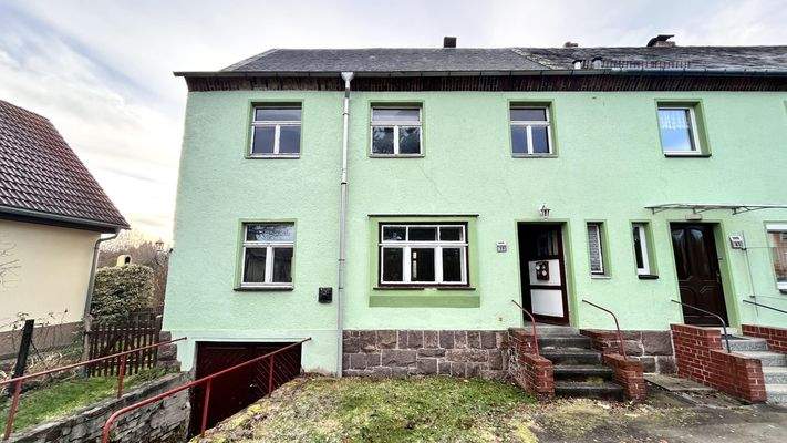 Doppelhaushälfte links