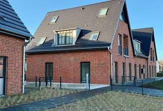 Hausansicht Haus B IMG_9708