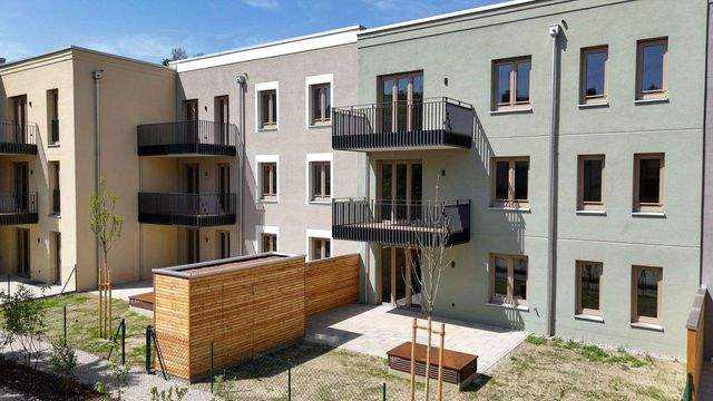 Große 2-Zimmer-Wohnung in Mühldorf mit Garten - Photo 2
