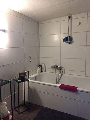 Badezimmer mit Wanne