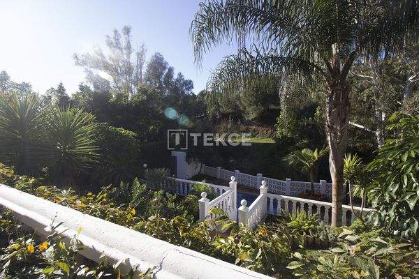 Refurbished Detached Villa with Comfort and Privacy in Benalmádena