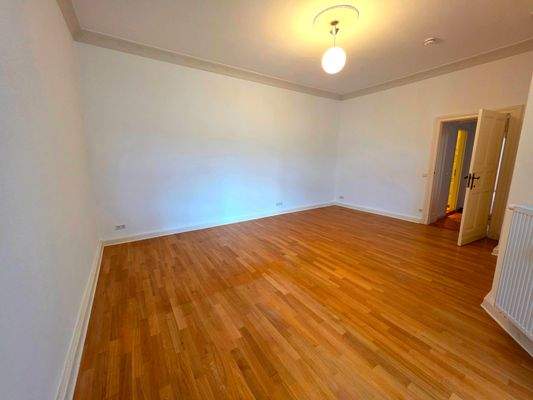 Hohe Räume, Echtholz-Parkett