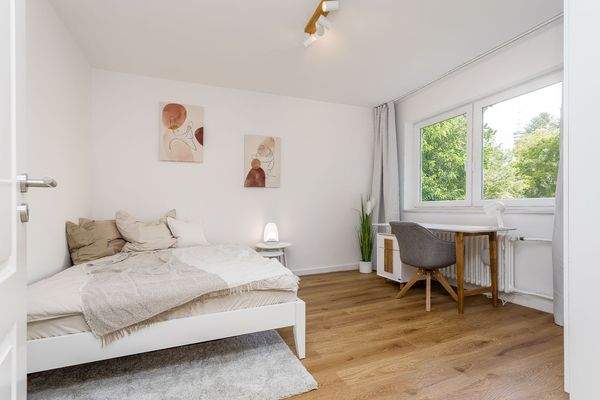 Schlafzimmer / Arbeitszimmer