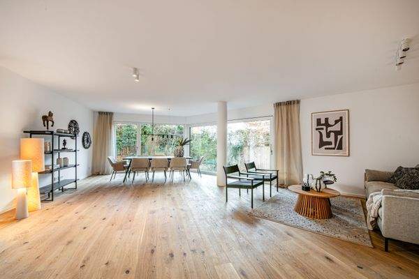 Musterwohnung - Großzügiger Wohnbereich