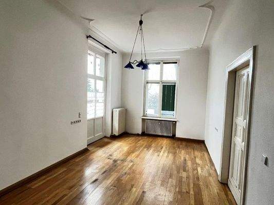 Zimmer_kl.mit.Balkon