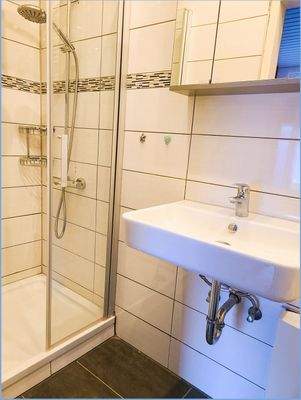 Duschbad - WE Hinterhaus OG