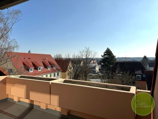 ... Zugang auf Ihre zweite Süd-Terrassen/Balkone!