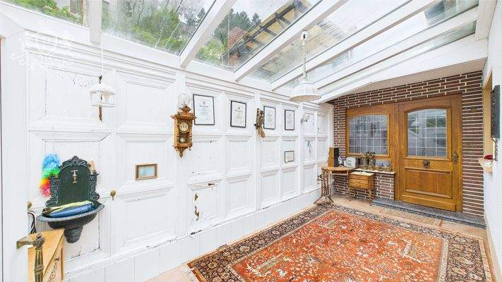 CAM01984G0-PR0473-STILL001