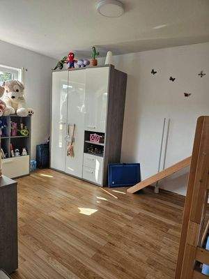 Kinderzimmer / Arbeitszimmer