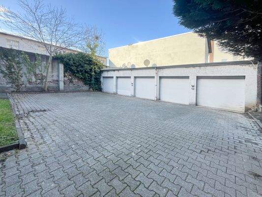 Garagen = Doppelparker Anlage 