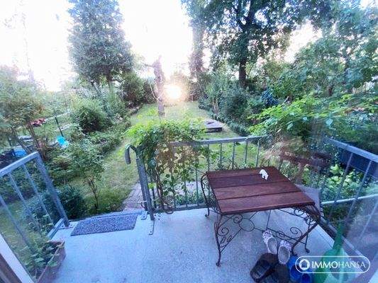 EG Balkon mit Garten
