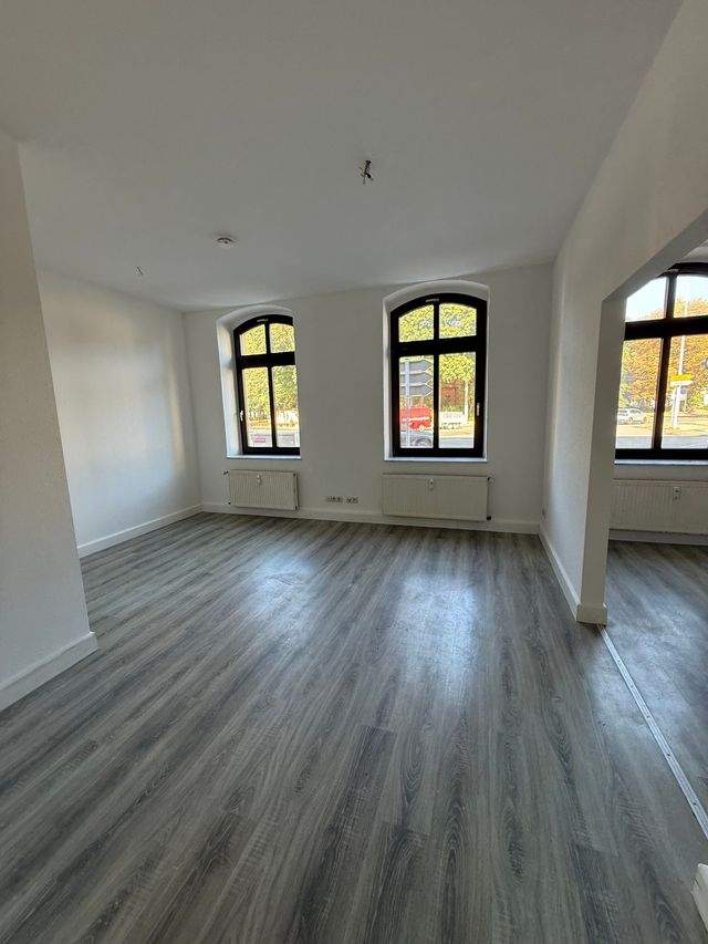 Helle 3 Raum Erdgeschosswohnung in Zwickau ab sofort zu vermieten - Foto 2