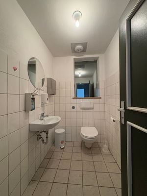 1. OG Toilette (2).JPG