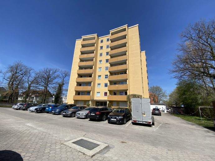 Lage: Gut angebunden ... - Vermietung 4-, Mehr-Zimmer-Wohnungen