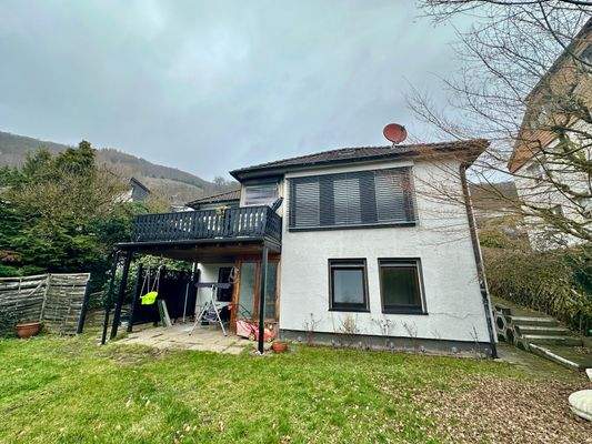 Hausansicht aus dem Garten