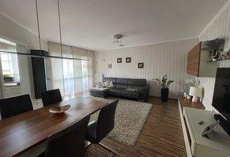 Traumhaft großes Wohnzimmer!