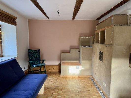 Wohnraum mit Lehmofen