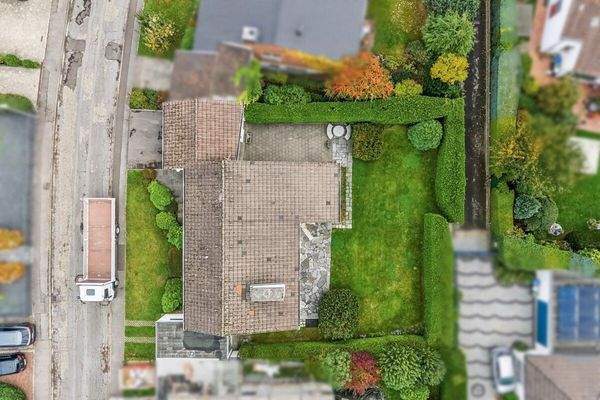 Grundstücks- und Hausansicht