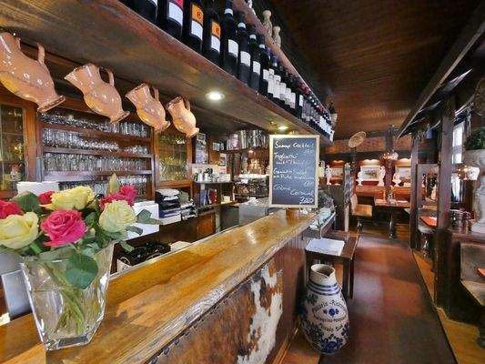 Theke / Eingangsbereich