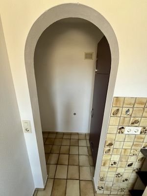 Kühlschrank & Abstellraum