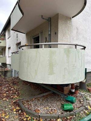 Balkon von außen .jpeg