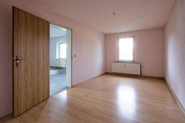 1. OG li Schlafzimmer.jpg