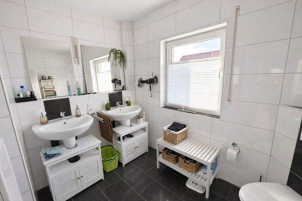 070fdd0c-a578-4df2-9ccb-1a0a6374e166