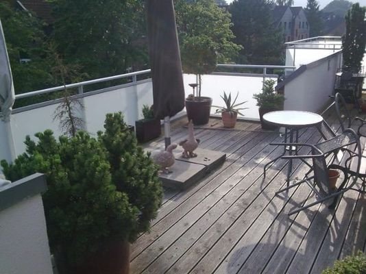 Dachterrasse im Sommer