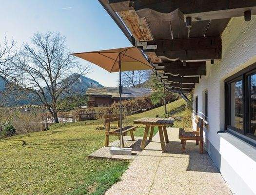 HP6-Einfamilienhaus-Ebenau-Garten-Terrasse-Blick