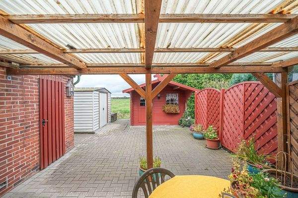 überdachte Terrasse