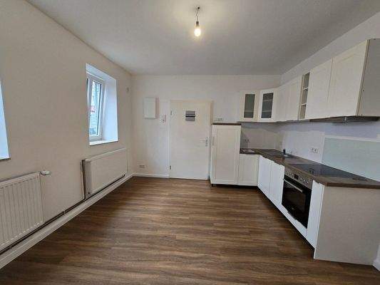 EG RE 2 Zimmer 450,00€ KM