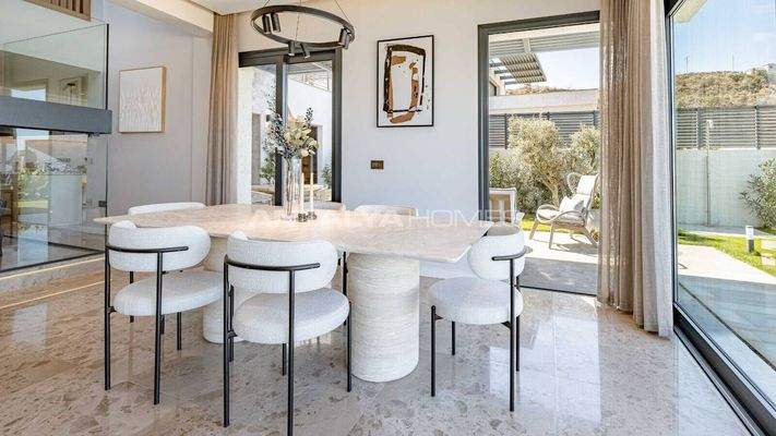 Sea View Houses with Private Pool and Garden in Bodrum