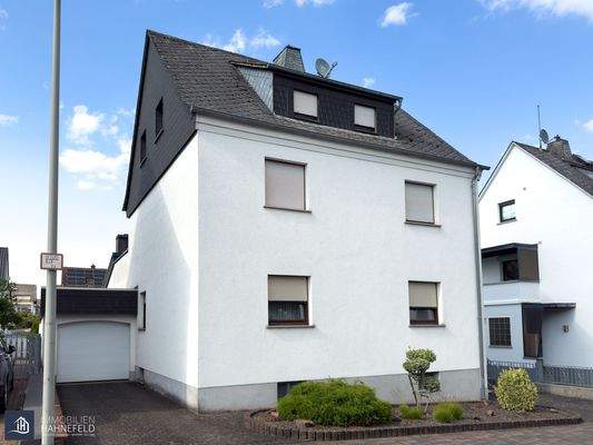 Objektansicht von der Straße