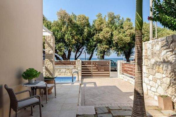 Kreta, Nopigia: Schöne Villa am Meer mit privatem Pool auf Kreta zu verkaufen