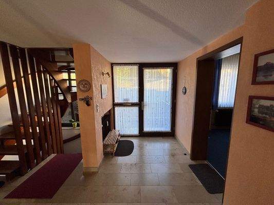 Teilansicht vom Flur / Eingangsbereich 
