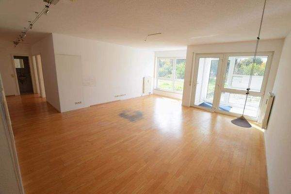 Wohnen/Essen, Büro/Praxis