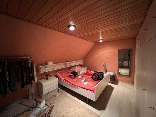 Schlafzimmer 1.jpg