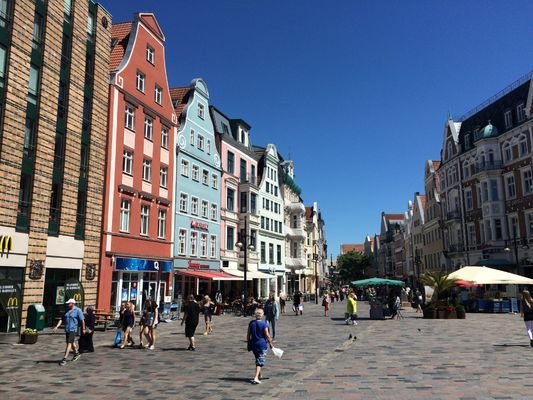 Blick vom Uniplatz in die Kröpeliner Straße