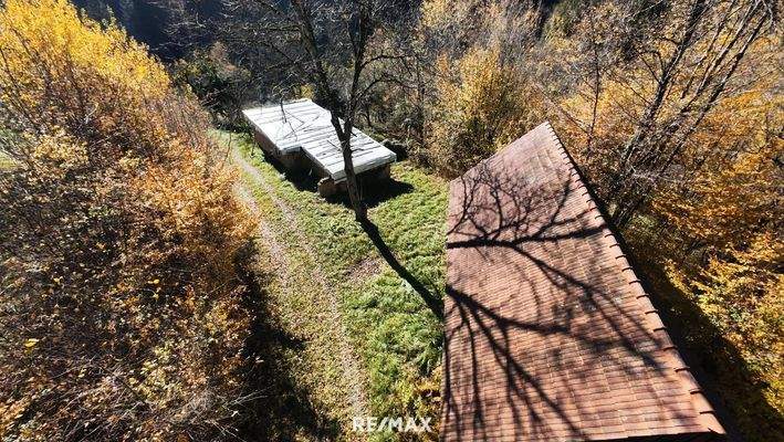 Altbestand und Nebengebäude 3