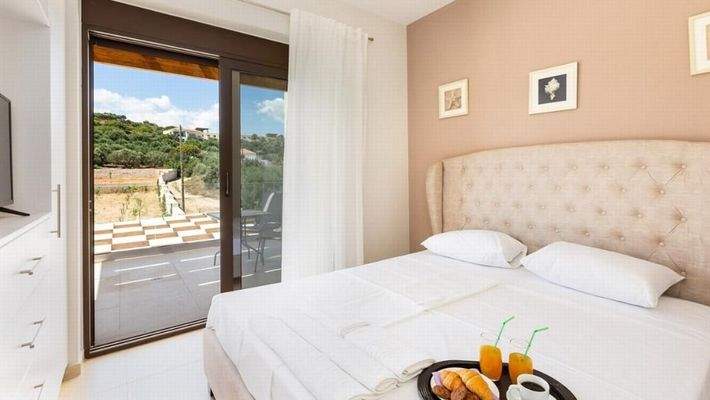 Kreta, Almyrida: Steinvilla mit privatem Pool zu verkaufen